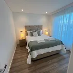 Апартаменты New Apartment, Sea Front & Shared Pool