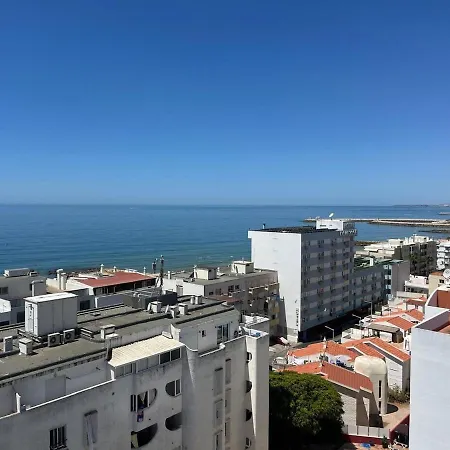 New Apartment, Sea Front & Shared Pool * Quarteira